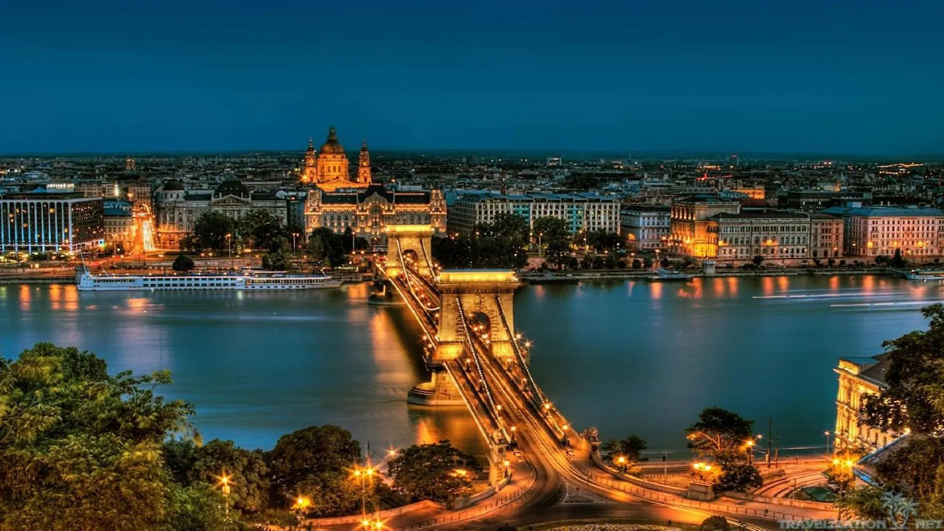 Little Americas Wyoming Lodge Apartment Budapest